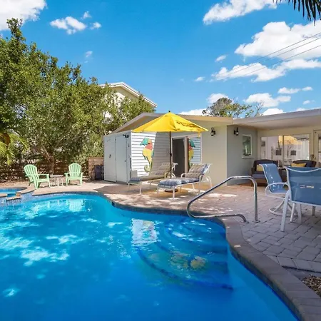 Mermaid'S Treasure Home